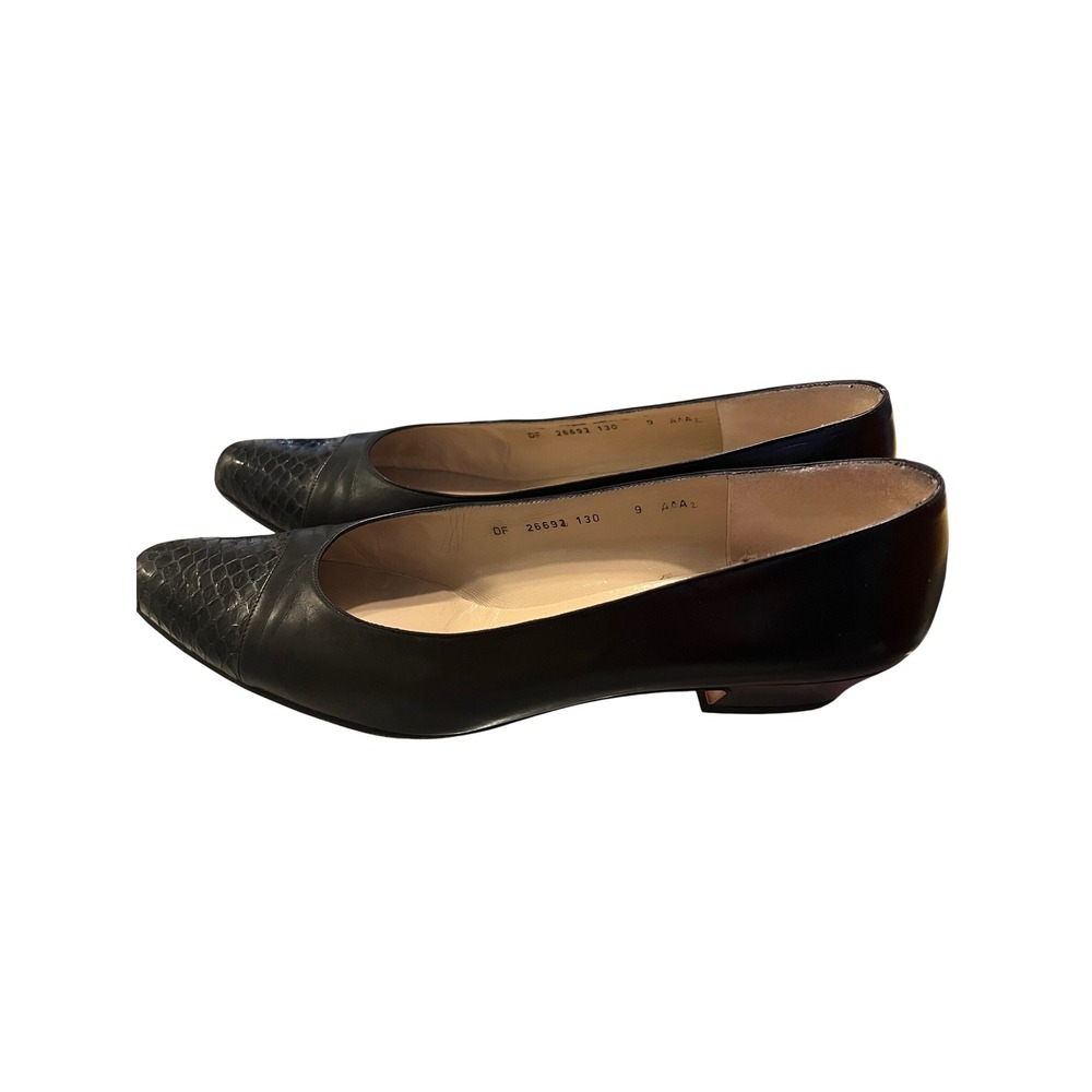 Salvatore Ferragamo Margaret Black Calf Leather Snakeskin Cap Toe Pumps 9 AAA - Picture 4 of 12
